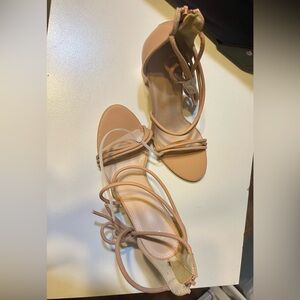 Elegant Tan Strappy Sandals